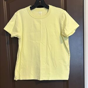 Uniqlo Light Yellow Crew Neck Tee l Large
